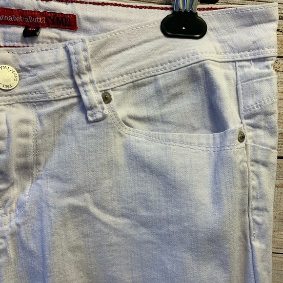 YUMI Wannabetterbutt Skinny Jeans in WHITE Denim - Picture 6 of 8